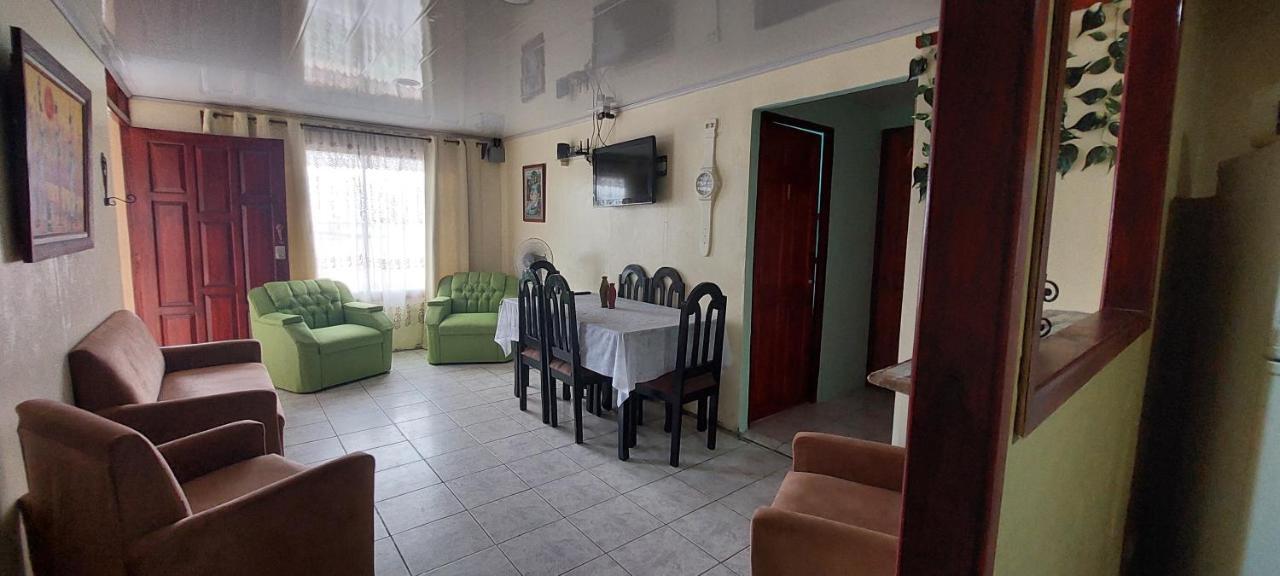 Hostel Casa Marina Puerto Limon Eksteriør bilde