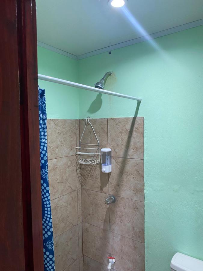 Hostel Casa Marina Puerto Limon Eksteriør bilde