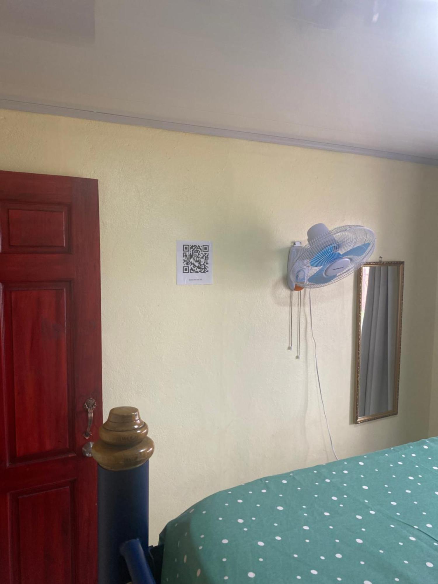 Hostel Casa Marina Puerto Limon Eksteriør bilde