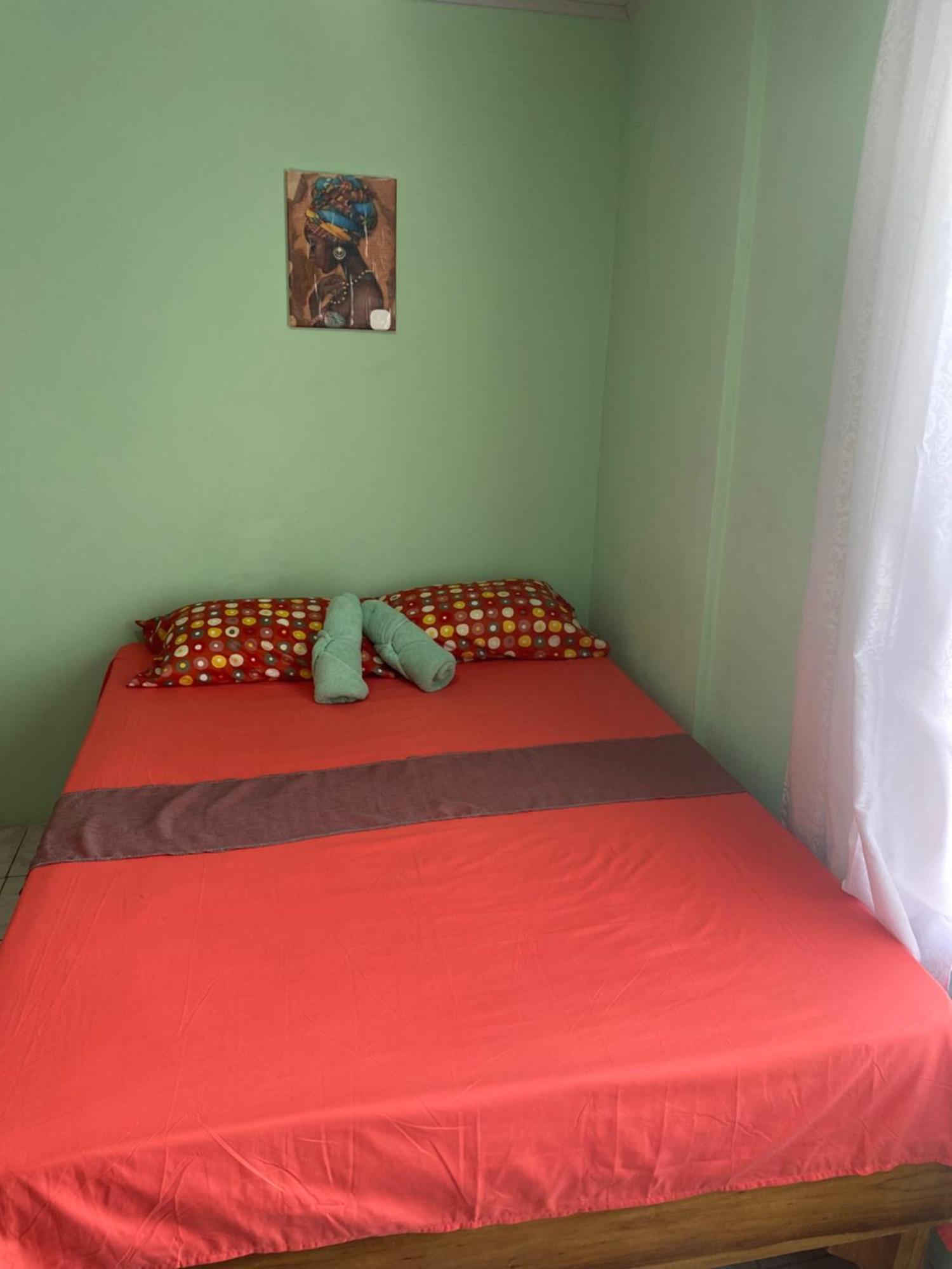 Hostel Casa Marina Puerto Limon Eksteriør bilde