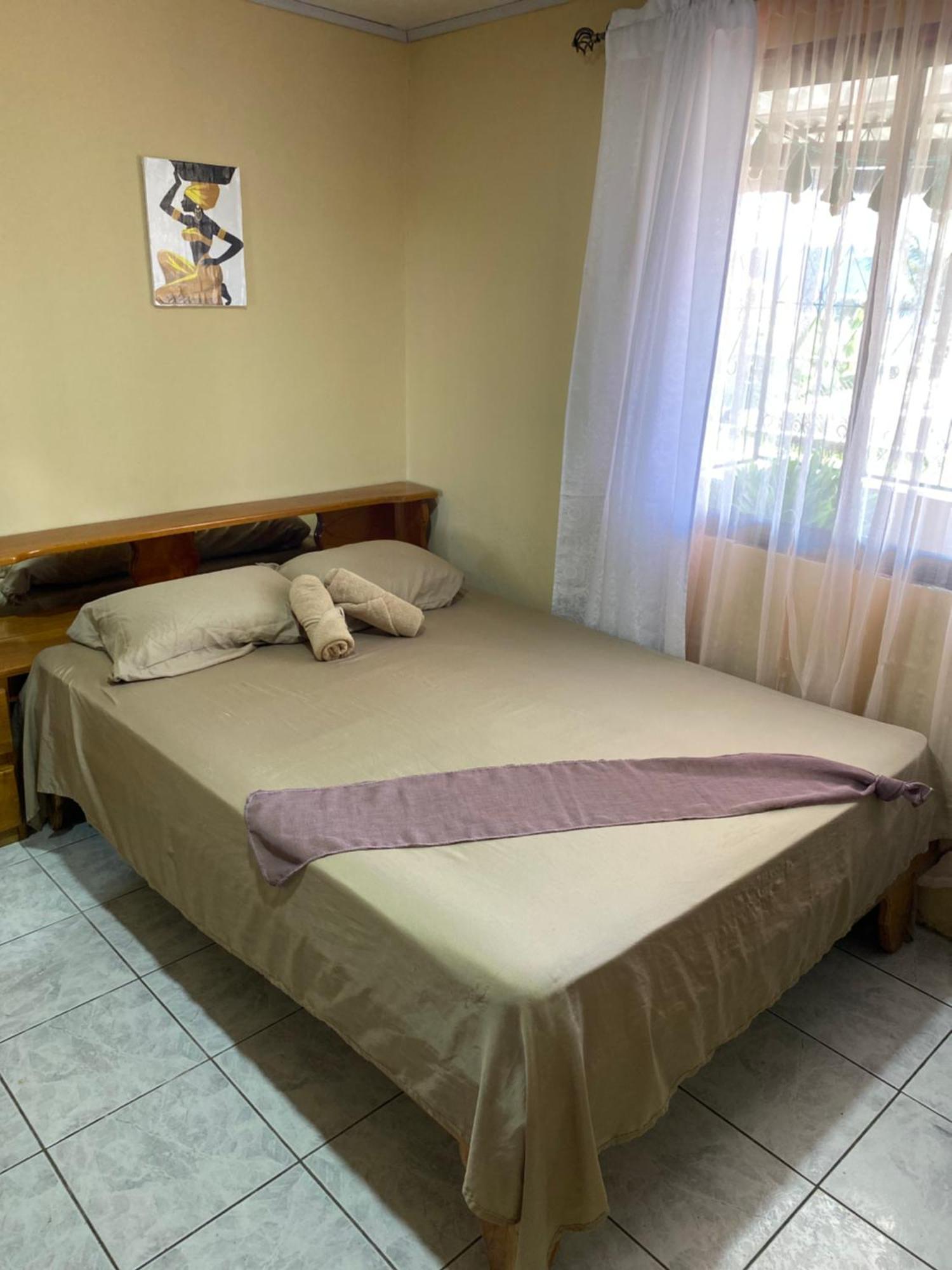 Hostel Casa Marina Puerto Limon Eksteriør bilde